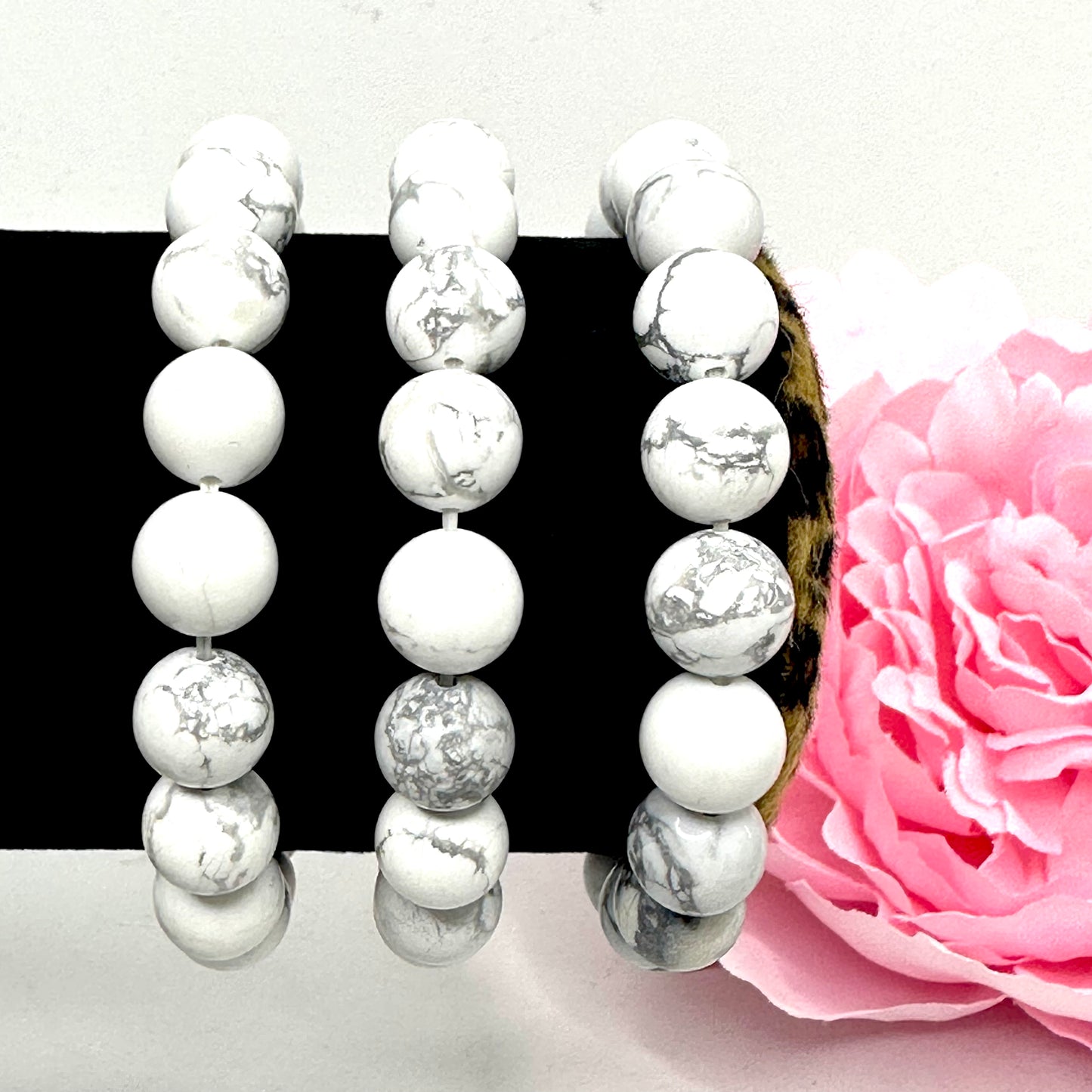 Howlite Bracelet (10mm)