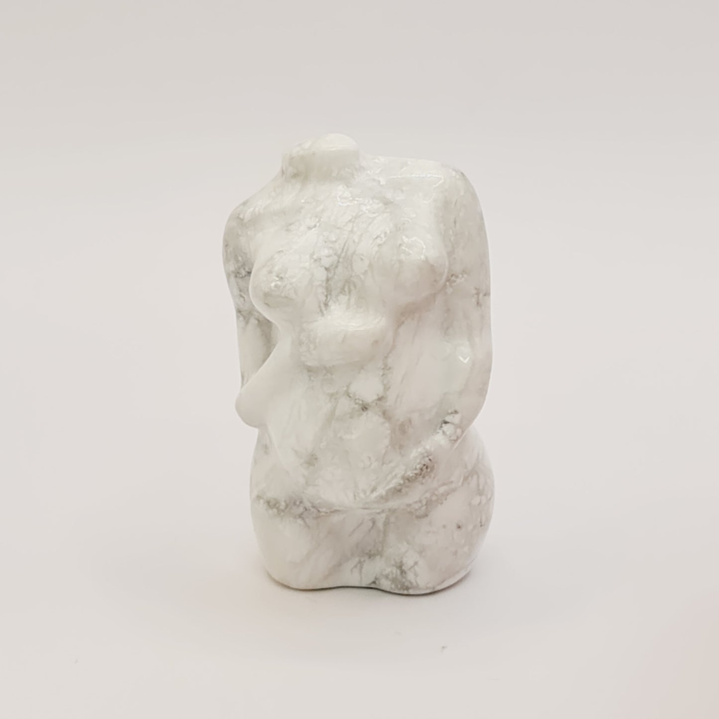 Howlite Pregnant Woman Body
