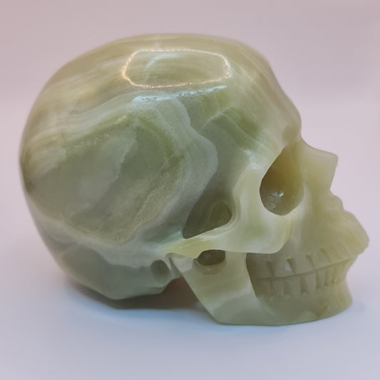 Green Onyx Skull (5 inch)
