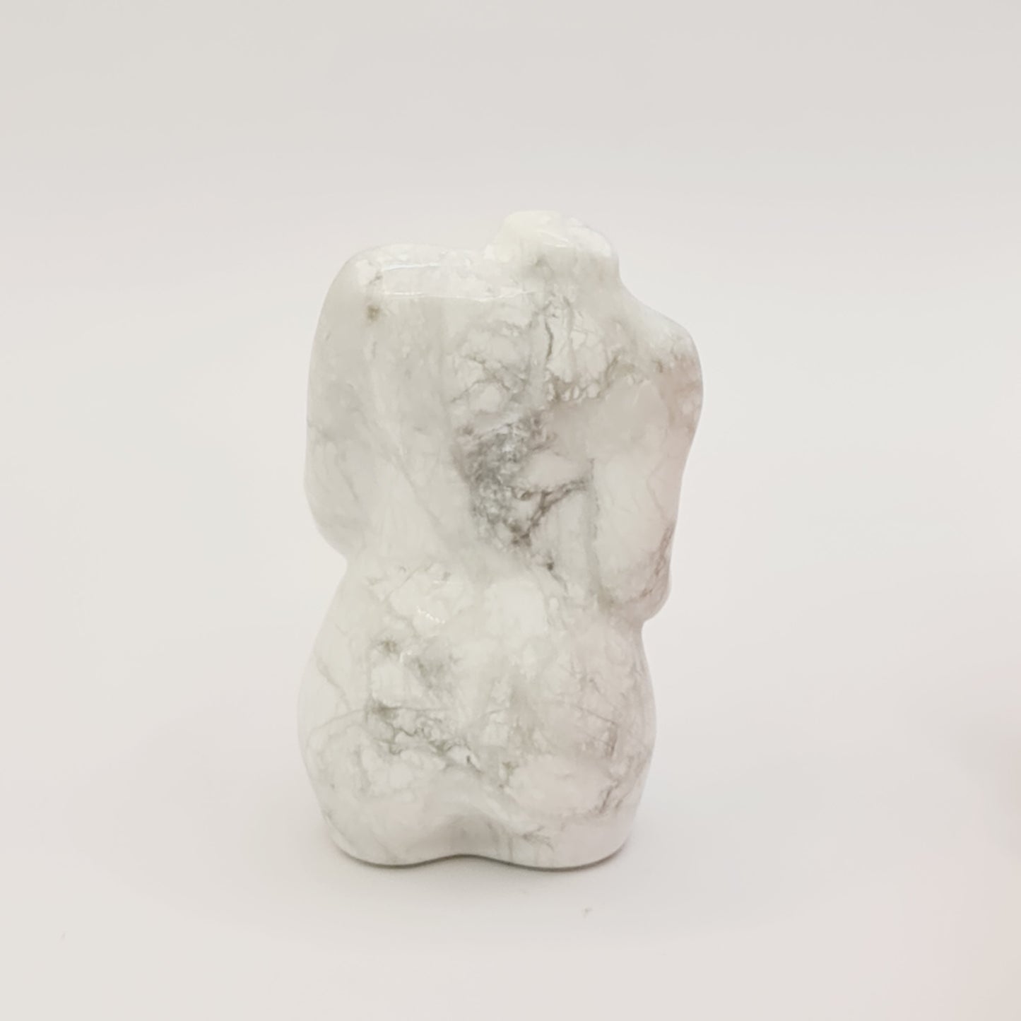 Howlite Pregnant Woman Body